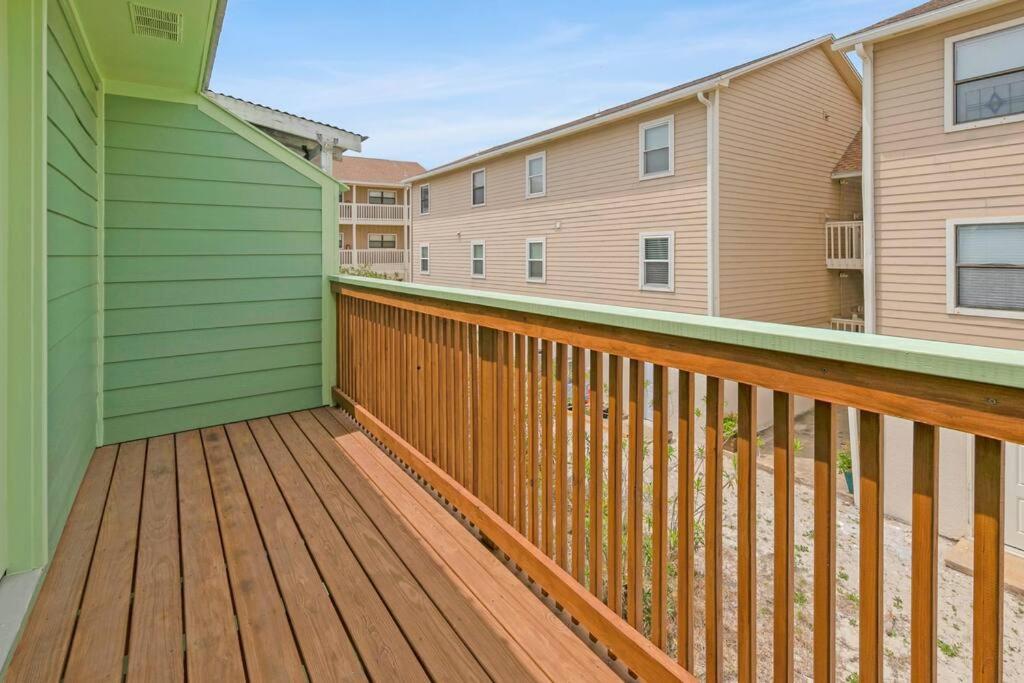 Charming Holiday Isle Destin Beach Access Townhome Exterior foto